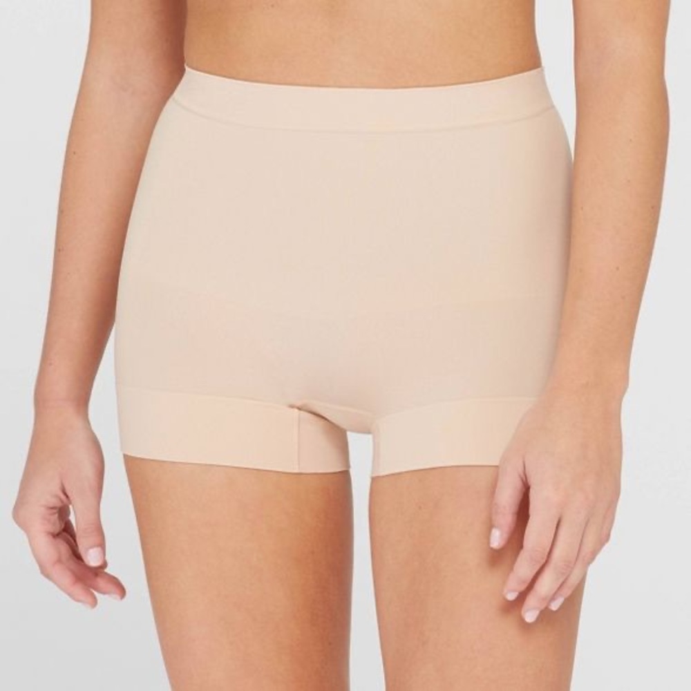 Assets by Spanx Shaping Girl Shorts XL Beige NWT